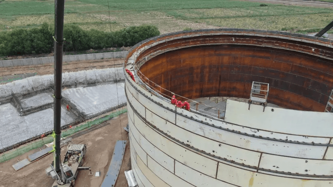 高固体分 vs 无溶剂：重防腐涂料的”厚膜化”革命，2年、15年还是25年？