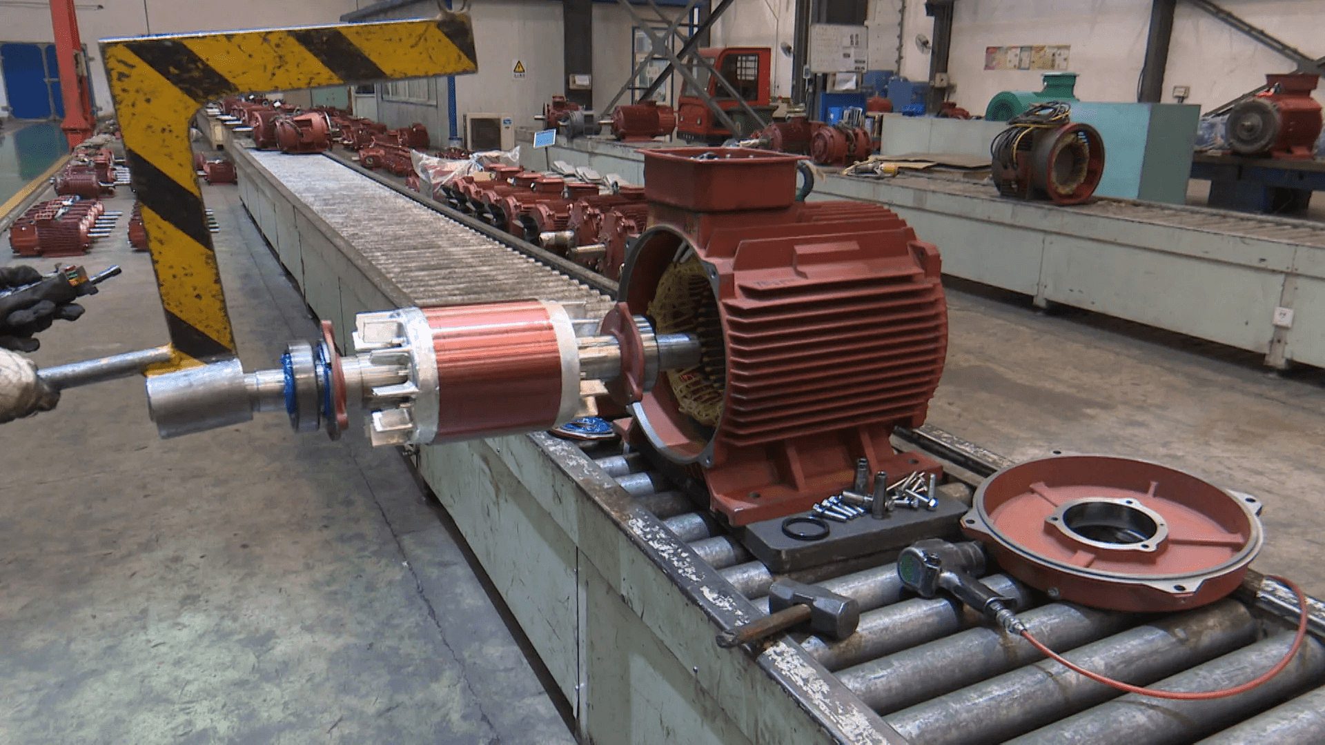 封闭型聚氨酯涂料：封闭解封机理、性能优势与工业流水线应用详解