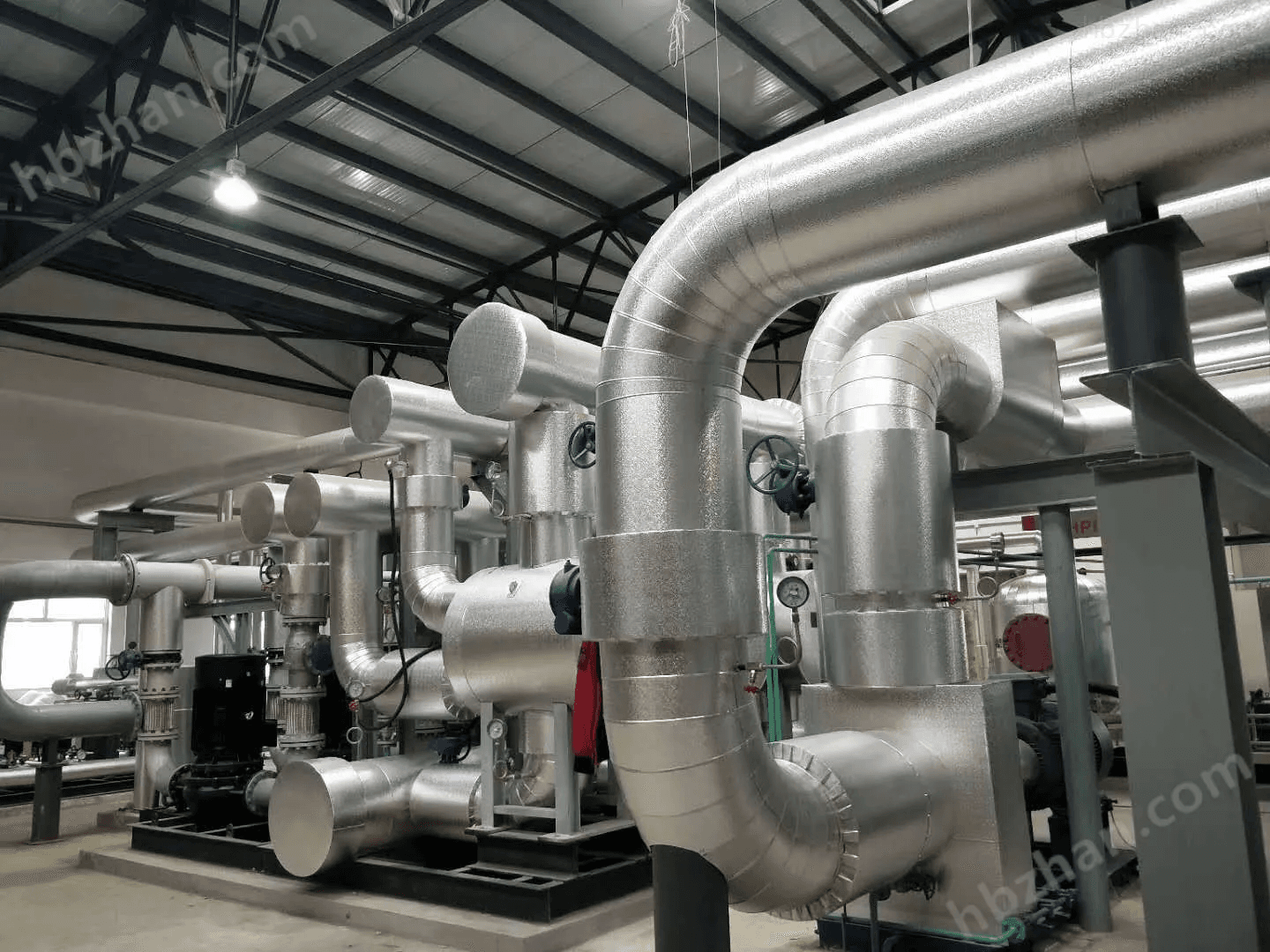 为什么耐高温涂料只有白色、黑色和银色？不是没得选，是选错会出大问题