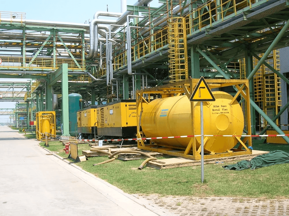 喷涂聚氨酯弹性体为什么会起泡？三代产品的进化，告诉你该选哪个