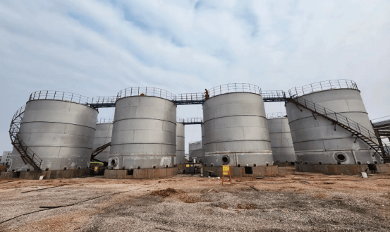 水性环氧涂料固化机理全解析：水分散体系原理、四阶段成膜与水性富锌应用