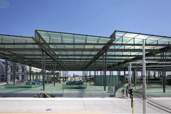 喷砂完了没在4小时内涂漆——前面所有的工作全白费了