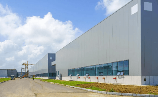 建筑节能改造与工业厂房隔热：凉凉胶隔热面漆的建筑应用指南