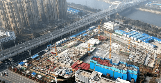 城市地铁盾构隧道与地下综合管廊：环氧煤沥青防腐漆的地下工程应用