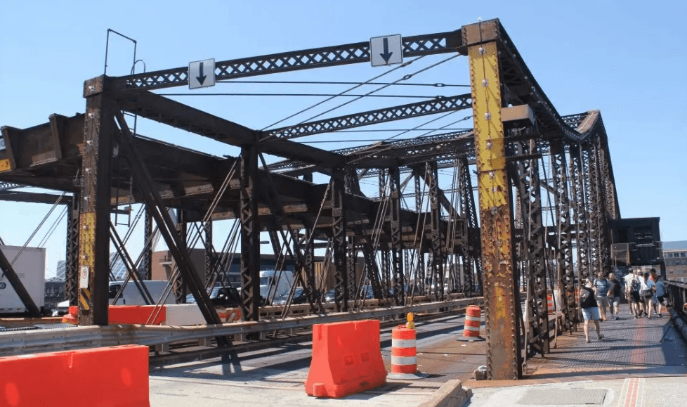 封神!这款聚丙烯防腐底漆,把钢结构/混凝土的“腐蚀噩梦”直接干碎!