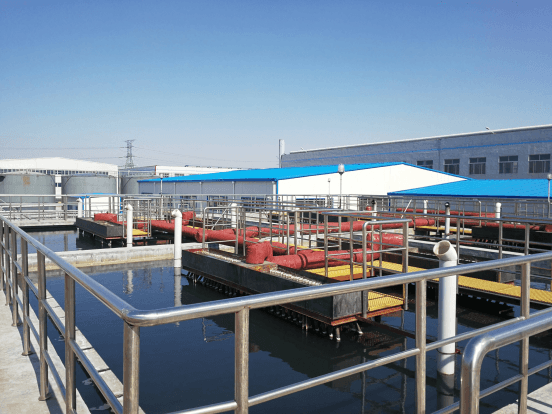 污水池与冷却塔防水施工指南:氰凝防水涂料的施工工艺与质量控制